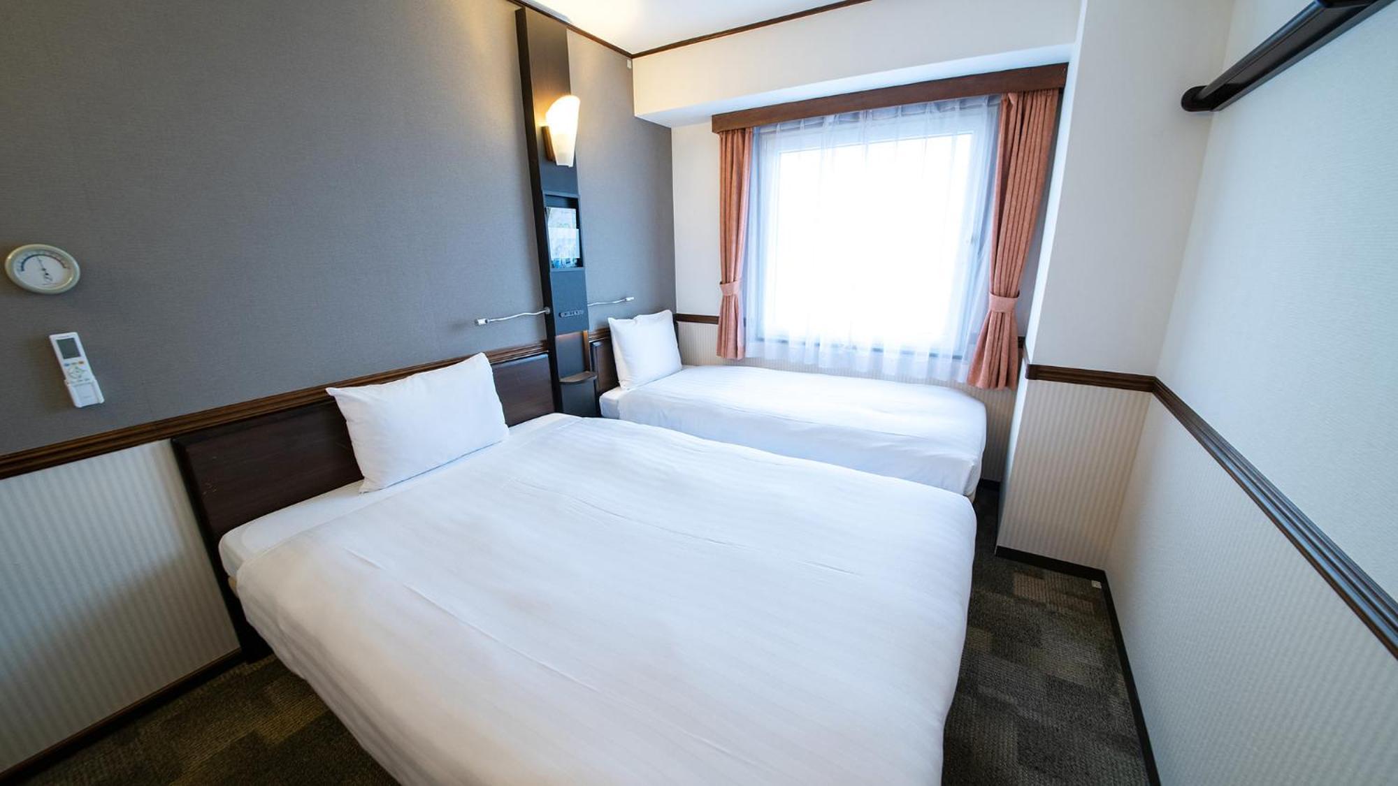 Toyoko Inn Toyama-Eki Shinkansen-Guchi No.2 Δωμάτιο φωτογραφία